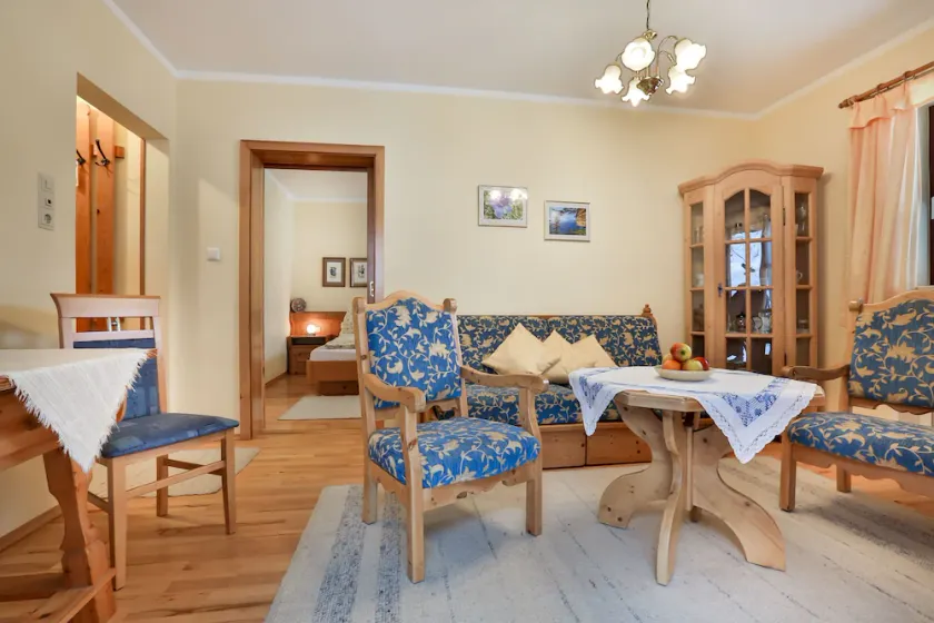 Ferienwohnung Kehlstein, 1-2 Personen, 50 qm, Dusche/WC, Terrasse, TV, Geschirrspüler, 1 Schlafzimmer, Nichtraucher, Südost - Image 1