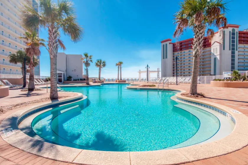 Laketown Wharf #0304 - Image 1