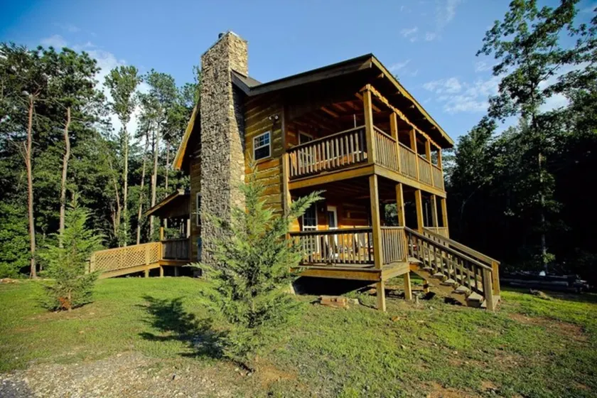 Beautiful Triple-Lofted Lakeside Cabin near Downtown Mentone Sleeps 9 - Image 1
