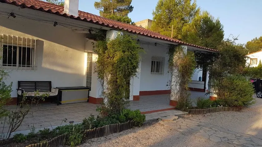 Entire Villa with Amazing Views & Private pool - Image 1