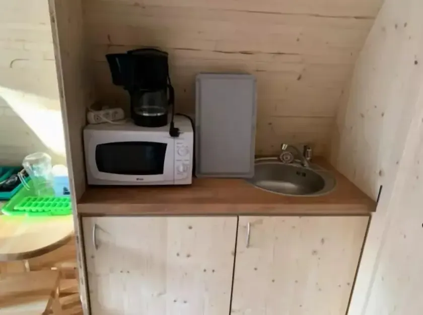 Campsite Le Rochat-Belle-Isle *** - Chalet wood nature (2 adults + 1 child ) 3 persons - Image 1