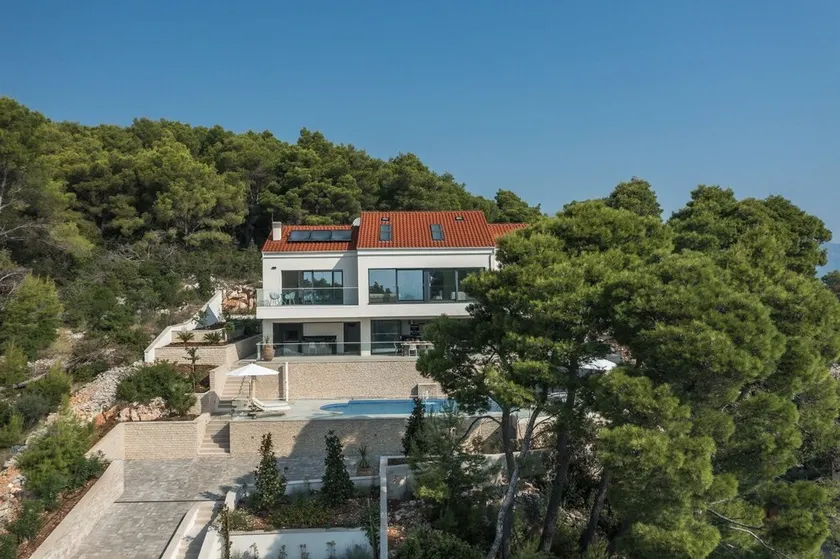 Villa Hestia with Heated Pool - Image 1