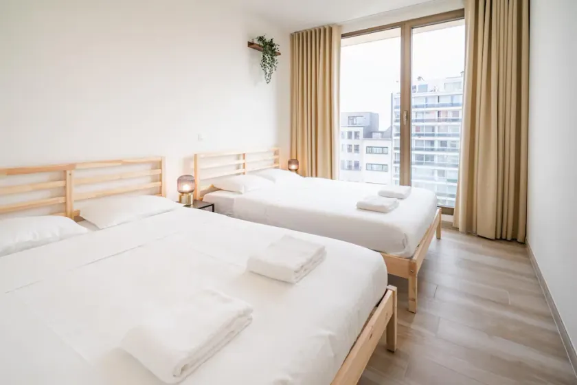 Chic City Apartment with Scenic Balcony - Image 1