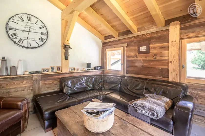 Chalet Evasion - Image 1