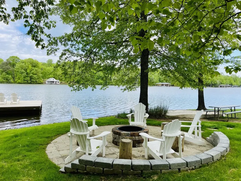 NY LISTE! Captivating Waterfront med alle bekvemmeligheder - Image 1