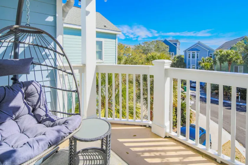 Across the Street From Quiet Beach; Community Pool w/ Cabana; Dog-Friendly; Fabulous Outdoor Areas! - Image 1