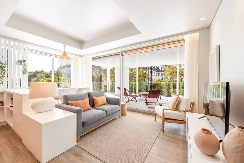 GuestReady - 2BR Apt Carlos I avec terrasse - Image 1