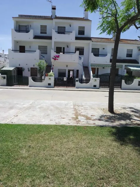 La Antilla Playa - Vivienda 2 pisos - 700m playa 8/9 PAX - Image 1