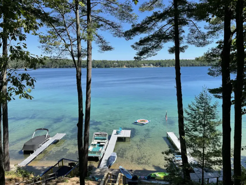 Casa per le vacanze recentemente rinnovata sul Crystal Bear Lake. - Image 1