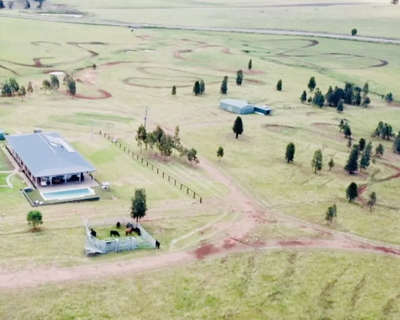 Castle Rock Farm Stay and Ride!!! - Image 1