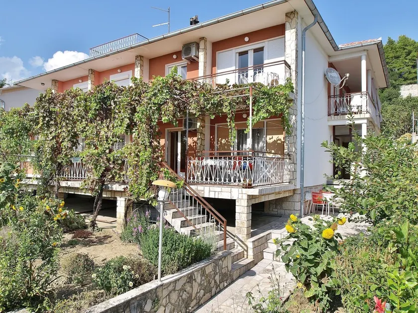 Apartments Darinka Beg - Image 1