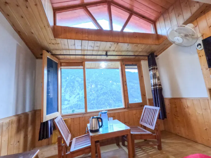 Beatiful rooms with wifi and parking - Image 1