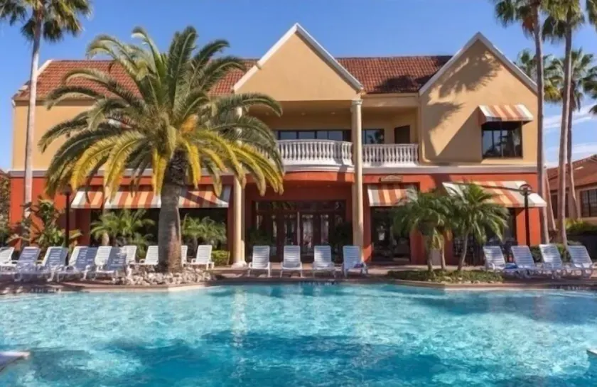 Enjoy 7 Nights in a 2 Bedroom Suite at the NEAR DISNEY! - Image 1