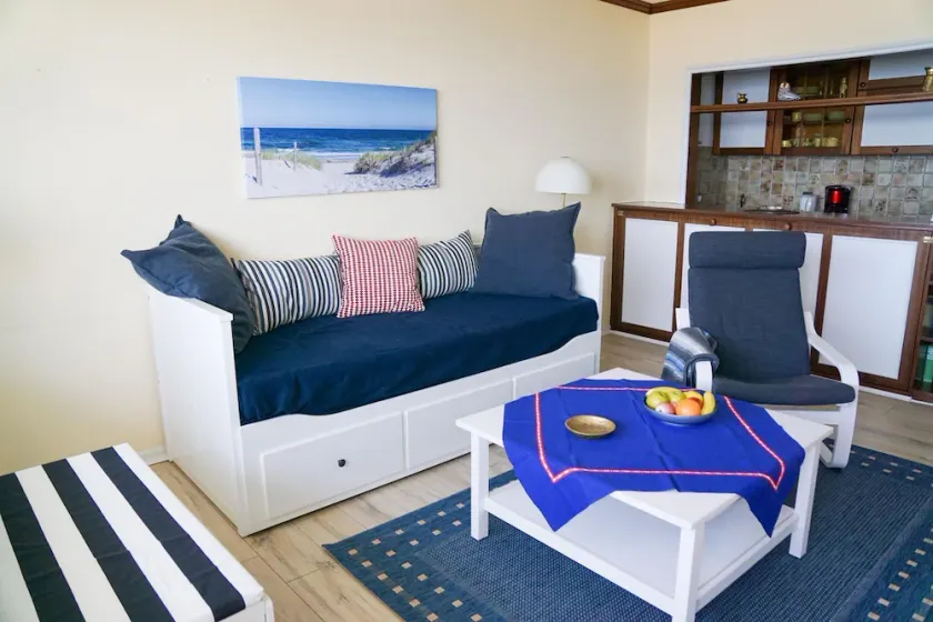 Ferienwohnung mit Maritimer Ausstattung, Seeblick und Schwimmbad - Haus Seehund - Image 1
