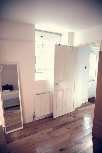 Flat1 Camden Road - Image 1