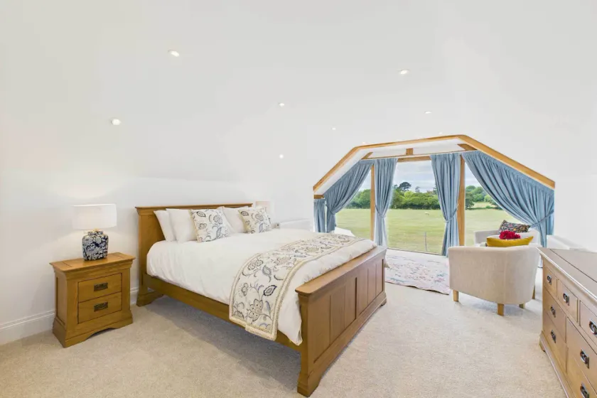 Host & Stay - Merrow Cottage - Image 1