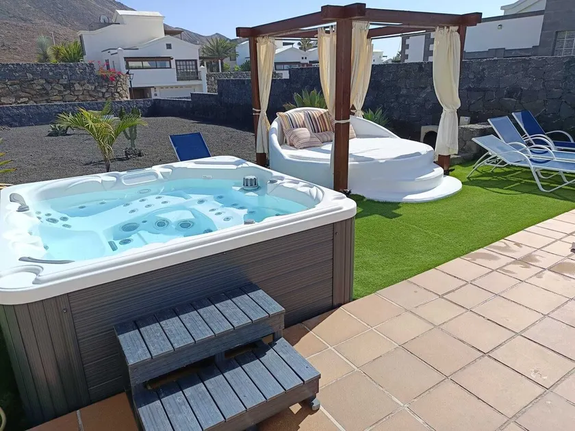 VILLA LOS ALISIOS is a great villa with private pool - Image 1