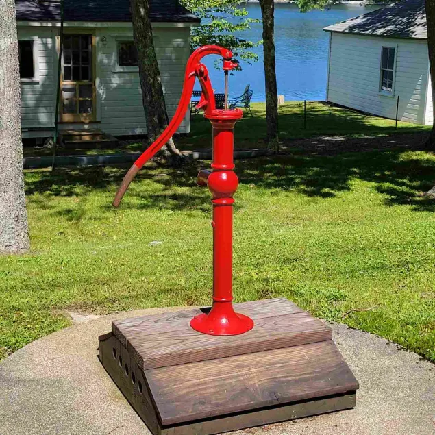 \"Uptacamp\" feel, true Maine style Camp - Image 1