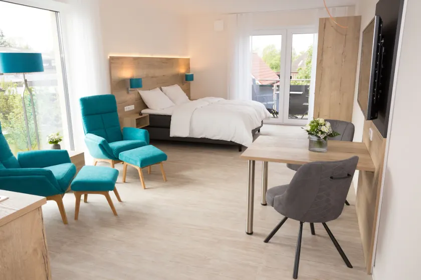 @home Boardinghouse Apartment Premium mit Terasse 01 - Image 1