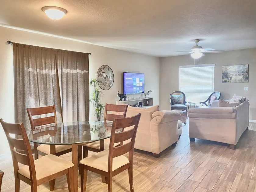 * 3/2 * SuperbeNEWLakeHome2AceLoc * 4mi * LEGOLAND * 1722 - Image 1