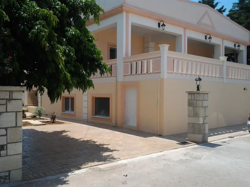 father's house in kissamos - Image 1