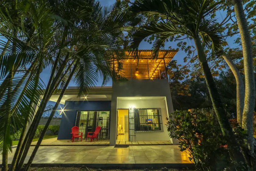 Casa Azul· Stylish Home Steps from the Beach - Image 1