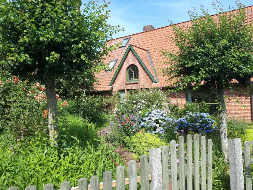 Organisk sommerhus, idyllisk have. For dig alene! - Image 1