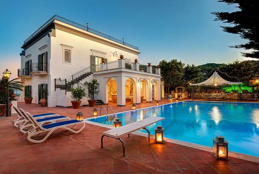 Smuk privat feriebolig med klimaanlæg, WIFI, privat pool, TV, gårdhave, nær ved Sorrento - Image 1