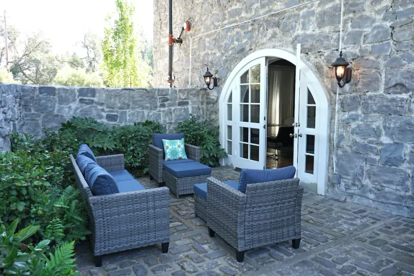 Stonehouse Inn Santa Rosa Private King Suite # 3 - Image 1