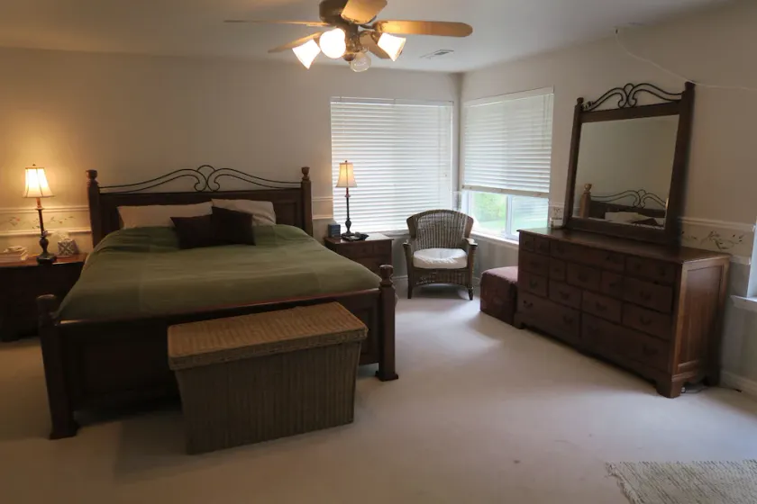 Fabulous Fully Furnished Vacation Home - Image 1
