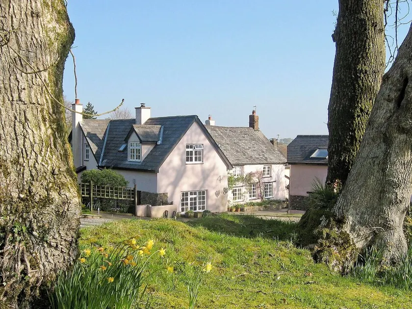 2 bedroom accommodation in Northlew, near Okehampton - Image 1