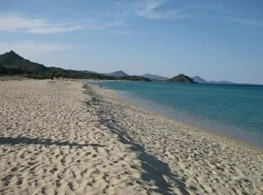 Silibba House, 300 m from the sea at Cala Sinzias; free Wi-Fi, air conditioning, pets allowed - Image 1