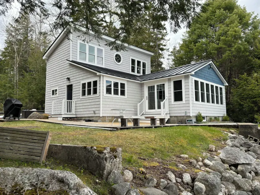 Maine Lake Cottage on Beech Hill Pond near Bar Harbor and Acadia National Park - Image 1