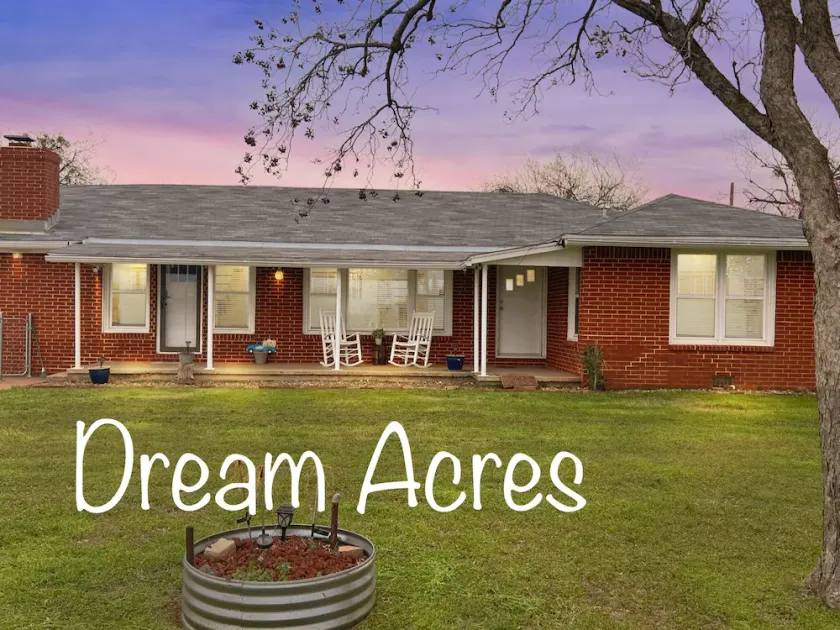 Spacious Country Retreat Close to SAFB, WF. Work or Play! - Image 1