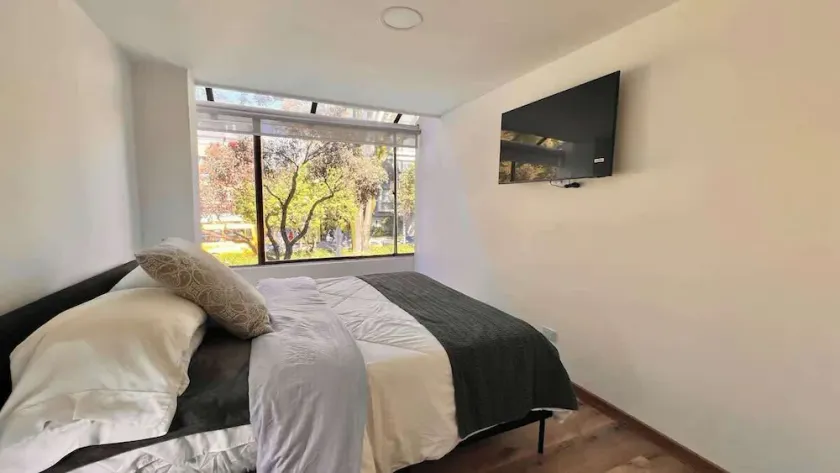 Bright 2BR in Parque de la 93 - Image 1