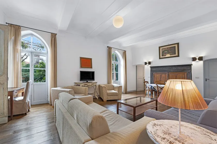 Pet-Friendly Apartment Quadrilocale Camelot with Mountain View, Balcony & Wi-Fi - Image 1