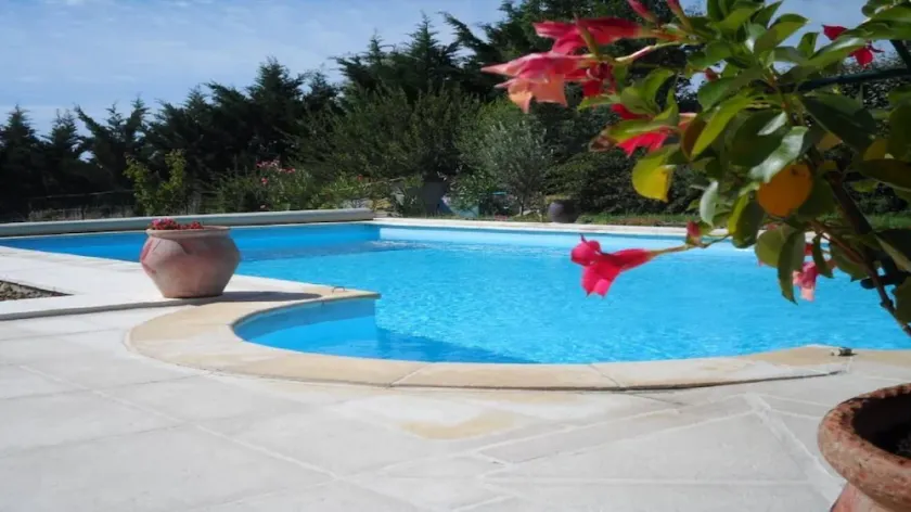 VILLA NÆR VALLON 8 PERS MED PRIVAT POOL - Image 1