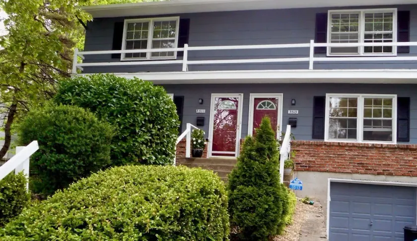 SWEET! near Downtown PWR & LIGHT Westport KUMC - Image 1