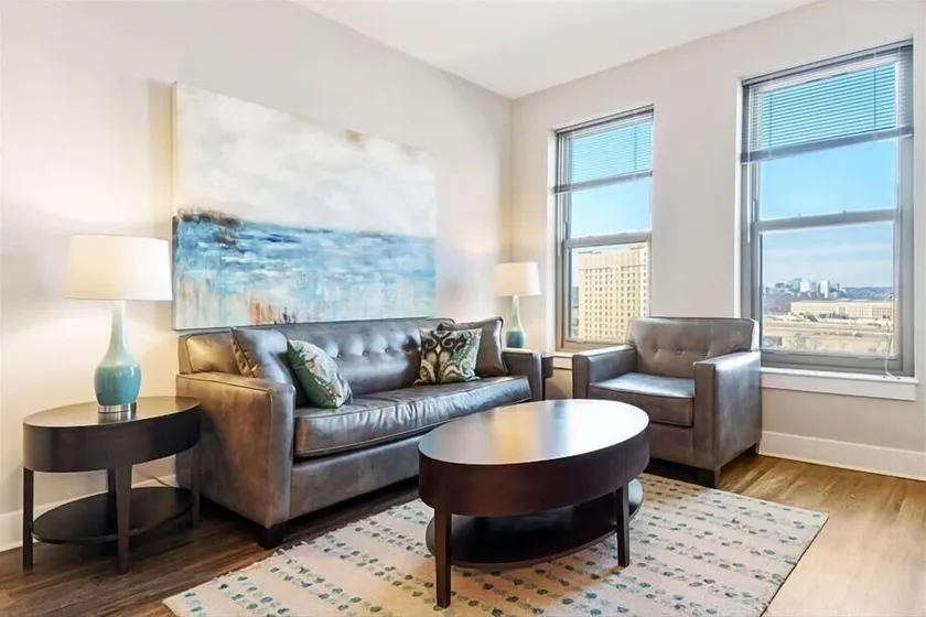 Spacious 2BR Apt | Work Desk + Internet | Pentagon City - Image 1