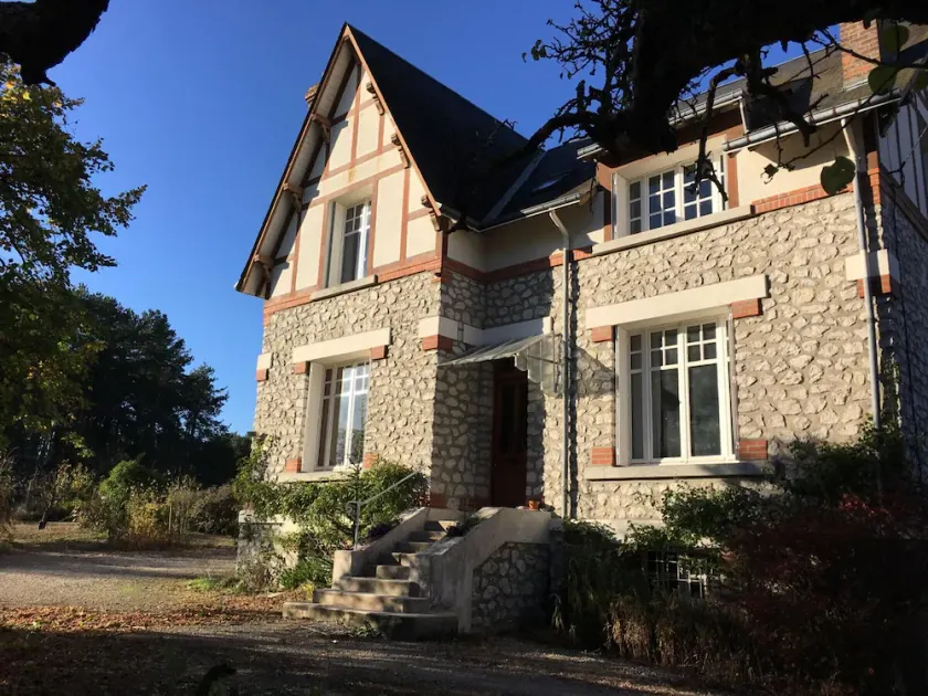 Gîte Dhuizon, 6 pièces, 8 personnes - FR-1-491-115 - Image 1