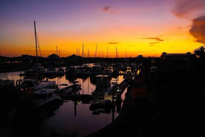 Enjoy Resort Living at Little Harbor - SE Tampa Bay’s best kept secret  - Image 1