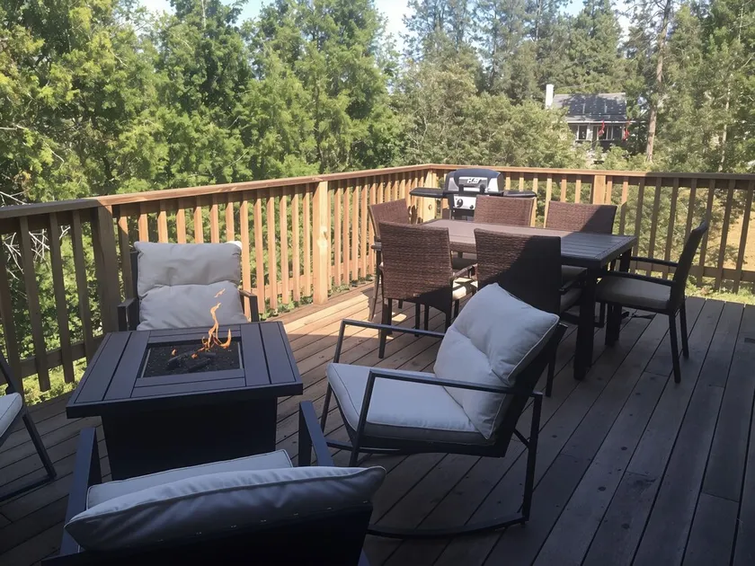 Pet Friendly Grizzly Blair Lodge Cabin - Image 1