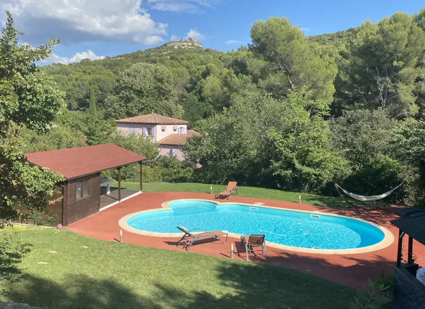 Magnificent villa for 12 with pool and jacuzzi in Provence - Image 1