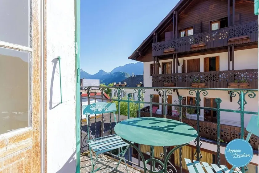 Theuriet Apartment – Lake Annecy - Image 1