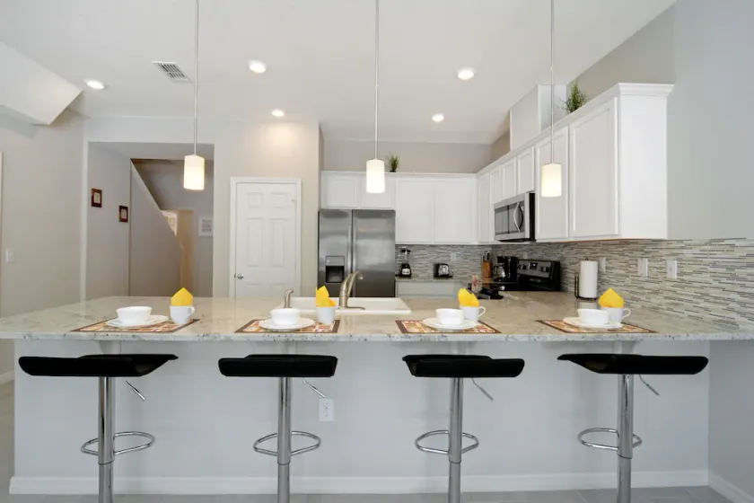 Four Bedrooms TownHome 5130 - Image 1