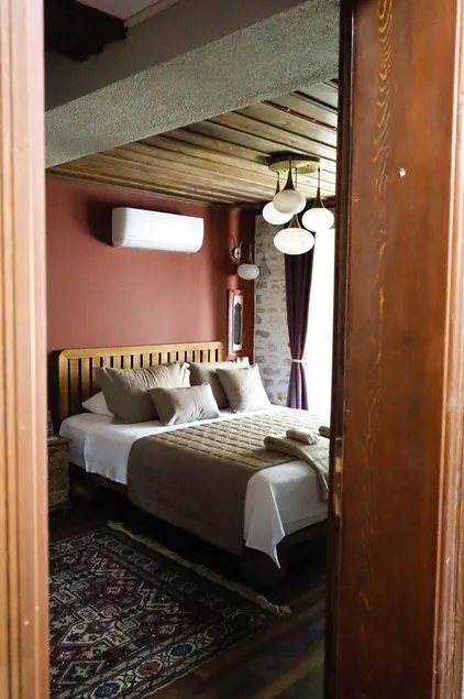uroomsurla - Image 1