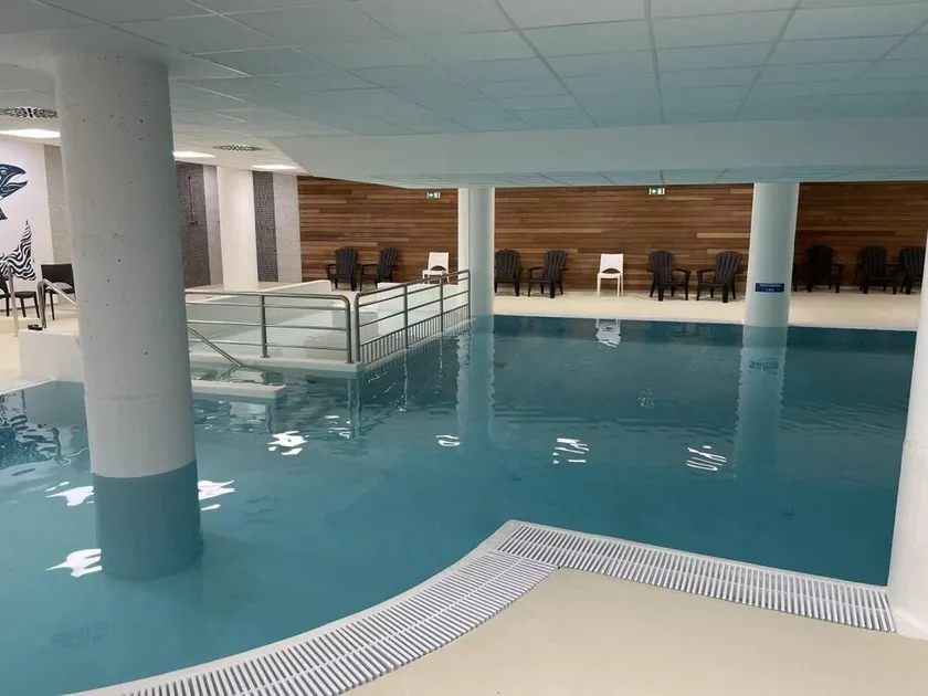 A 150m de las pistas de esquí, 3.o piso, piscina, terraza, tv, local para esquís, 49m², Gourette - Image 1