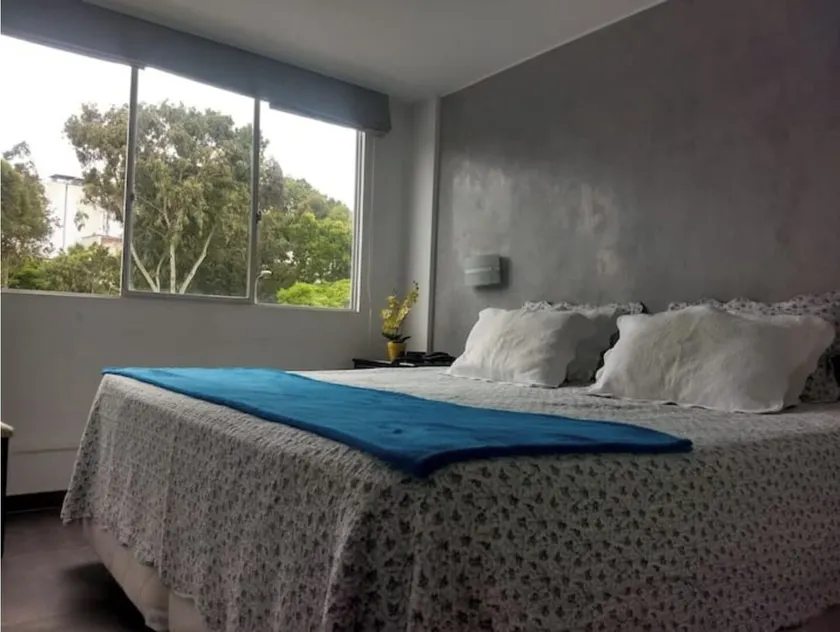 Modern Apartment Park View - Image 1