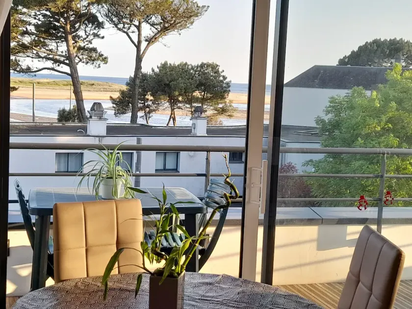 Guidel sea and beach view - Image 1