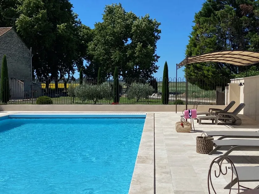 3 *** Ländliche Ferienhäuser mit Swimmingpool in einem provenzalischen Mas im Herzen der Provence - Image 1